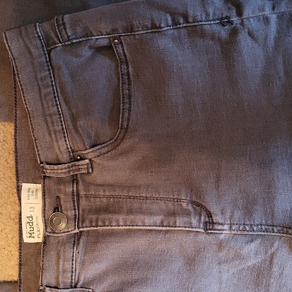 MUDD High rise Jean leggings.   Size 13. Gray.            B2 - Picture 3 of 7